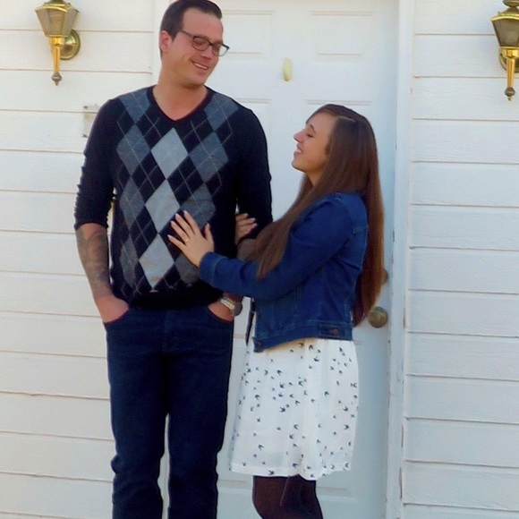 Meet your Posher, Monica - Picture 1 of 1